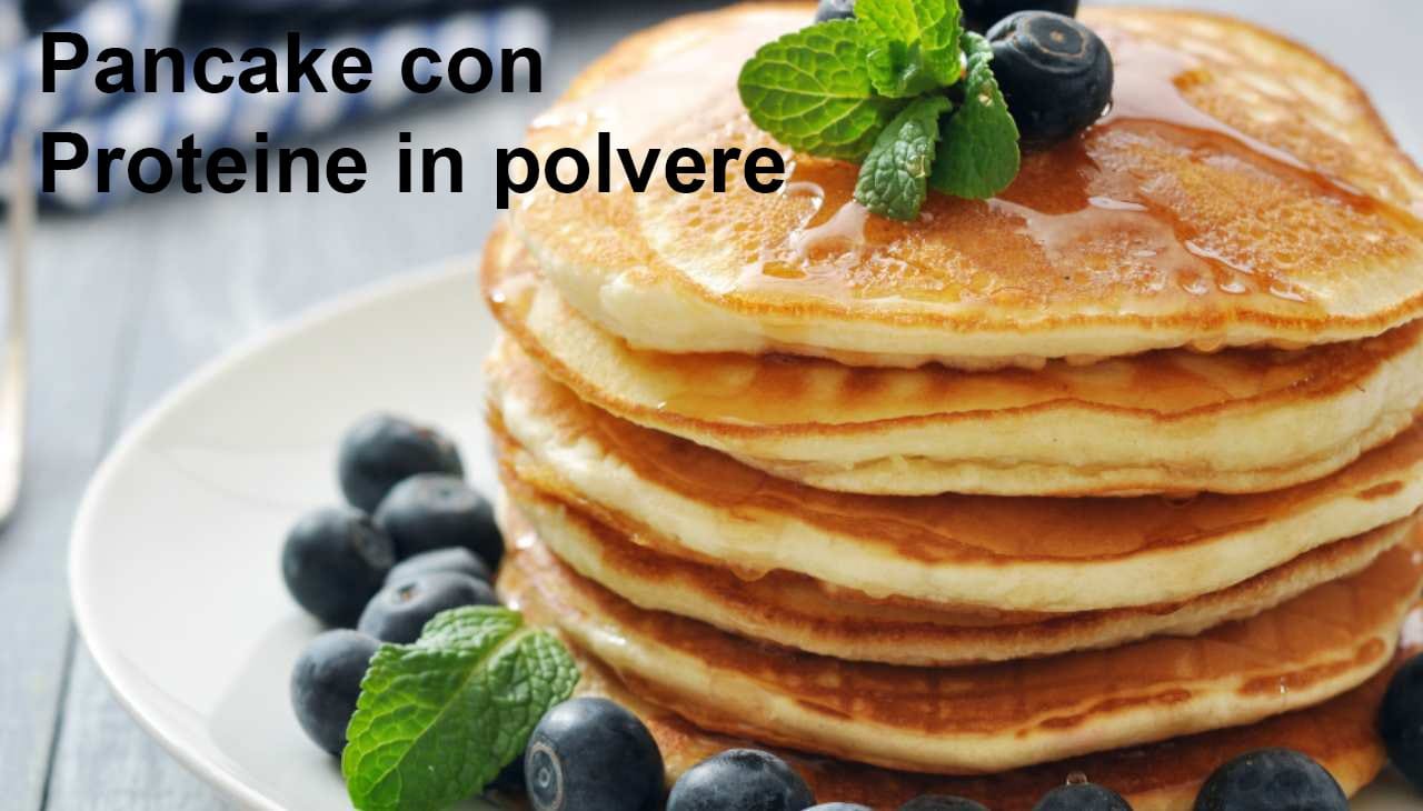 Pancake con proteine in polvere, perfetta per una colazione fit